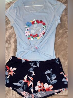 Croft & Barrow shirt plus floral short set